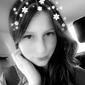 Meet your Posher, Eve